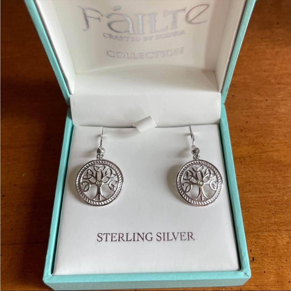 NWOT, Fáilte Crafted by Solvar Collection - Celtic Tree of Life Drop Earrings